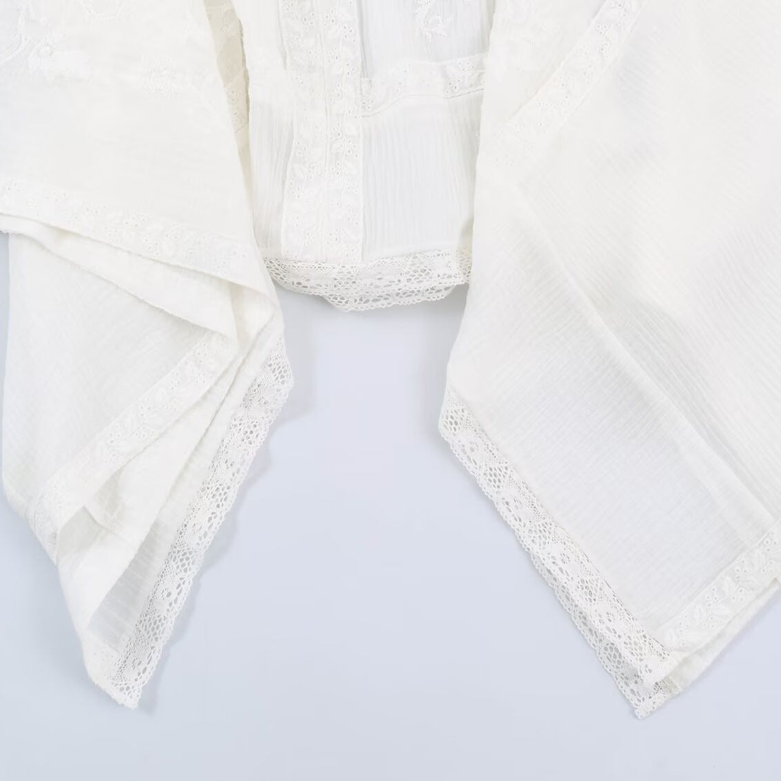 Women's Embroidered Kaftan Top with V-Neck and Wide Batwing Sleeves EVA-US