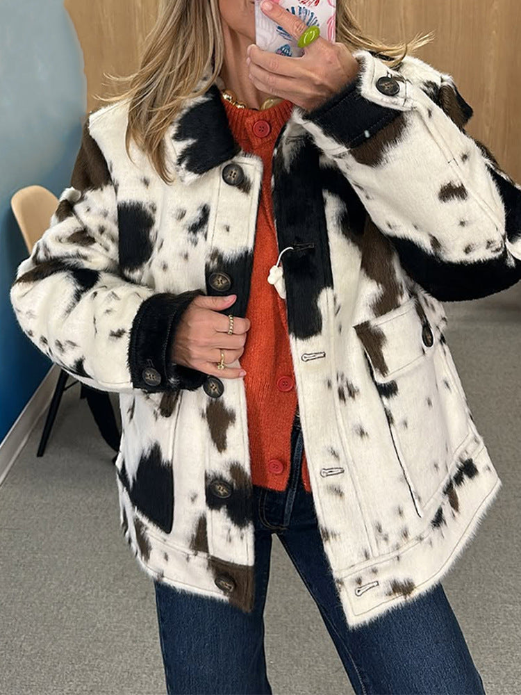 Women's short faux fur jacket in spotted pattern with shawl collar, wooden buttons & patch pockets EVA-US