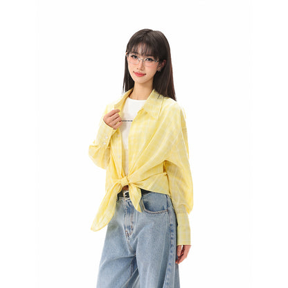 Women Loose Boxy Shirt with Kent Collar, Rounded Hem and Fine Check Pattern EVA-US