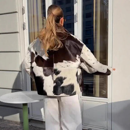 Women's short jacket made of shaggy faux fur with patchwork look and high stand-up collar EVA-US