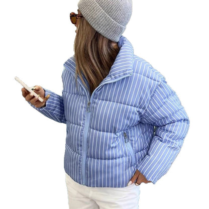 Women's short quilted jacket with high stand-up collar, vertical stripe pattern and zippered pockets EVA-US