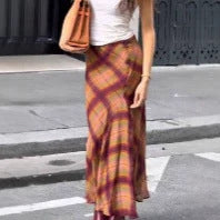 Women's Flowing Checked Maxi Skirt with Fitted Trumpet Silhouette EVA-US
