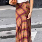 Women's Flowing Checked Maxi Skirt with Fitted Trumpet Silhouette EVA-US