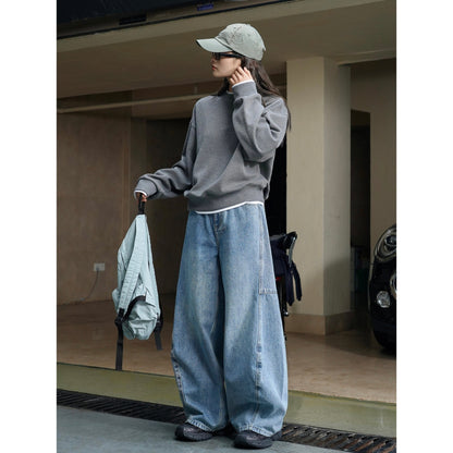 Women's Extra Wide Cargo Jeans in Baggy Style with Low Crotch and Cuffs