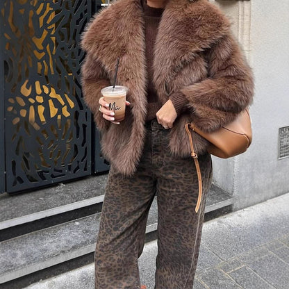 Women Short Voluminous Faux Fur Jacket in Boxy Cut with Large Shawl Collar EVA-US