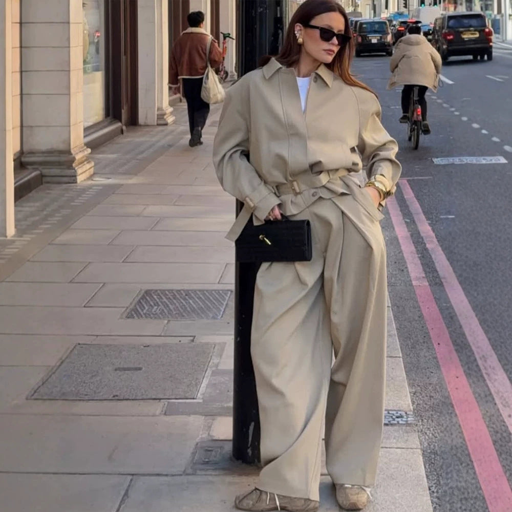 Ladies tailored short trench coat with tie belt, raglan sleeves and concealed button placket EVA-US