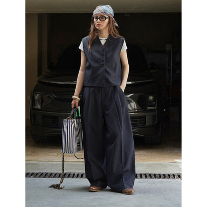 Women Wide High-Waisted Marlene Pants with Pleats and Low Crotch EVA-US