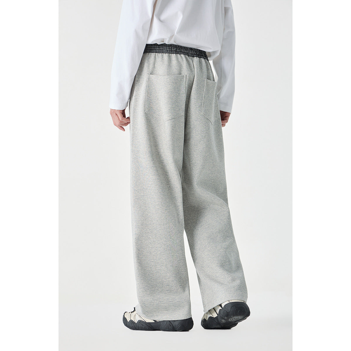 Women's Cropped Relaxed Jogging Pants with Elastic Drawstring, Check Detail, and Decorative Seams