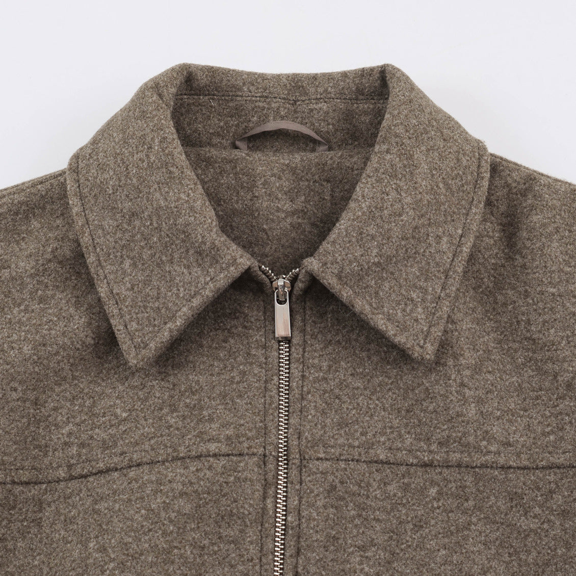 Women’s short jacket with balloon sleeves, wide shirt collar, and elastic hem EVA-US