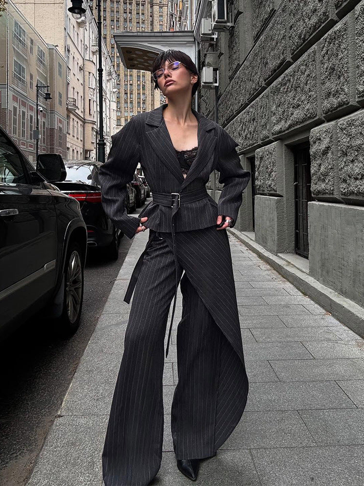 Women's Tailored Pinstriped Blazer with Shoulder-Emphasizing Balloon Sleeves and Waist Belt EVA-US
