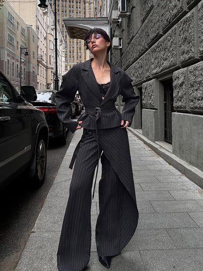 Women's Tailored Pinstriped Blazer with Shoulder-Emphasizing Balloon Sleeves and Waist Belt EVA-US