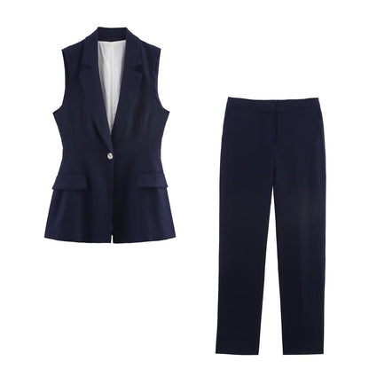 Women straight-cut fabric trousers with smooth waistband and classic silhouette EVA-US
