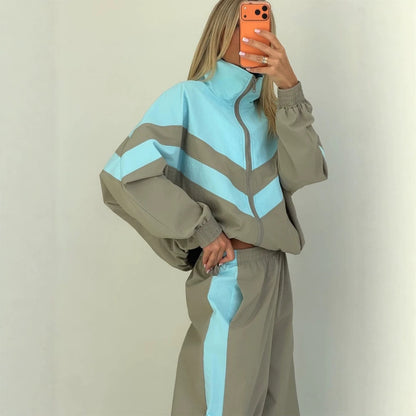 Women's Oversize Tracksuit Set with Stand Collar and Contrast Stripes EVA-US