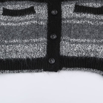 Women's Oversized Knit Cardigan with V-Neck, Striped Pattern and Patch Pockets EVA-US