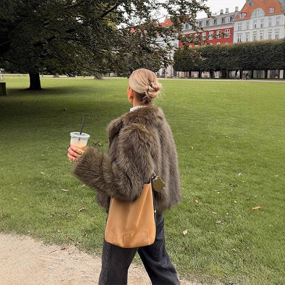 Women's Boxy Faux Fur Jacket with Voluminous Shawl Collar and Soft Teddy Texture EVA-US