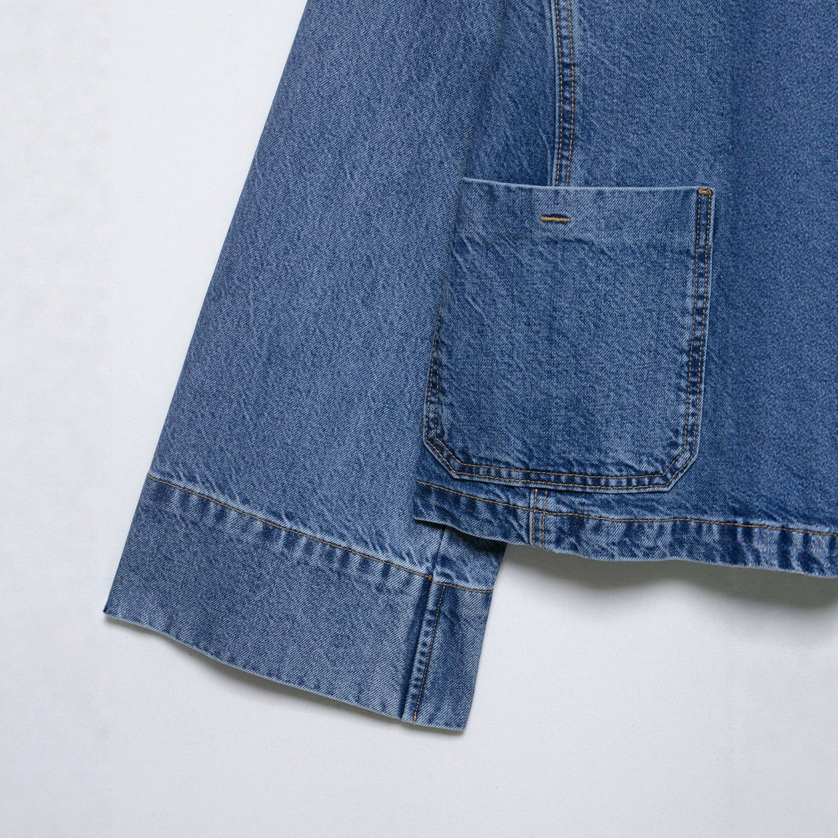 Women's Cropped Oversized Denim Jacket with Large Patch Pockets and Visible Button Placket EVA-US