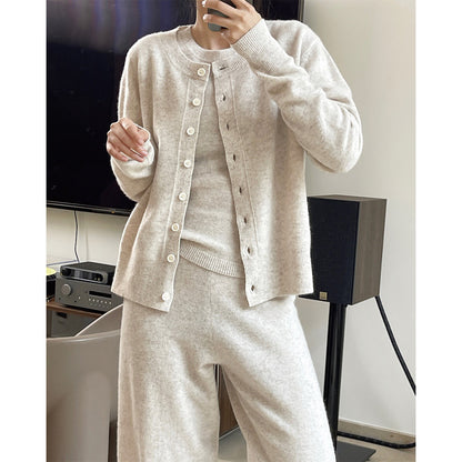 Women Soft Casual Knit Cardigan with Full Button Placket and Ribbed Cuffs EVA-US