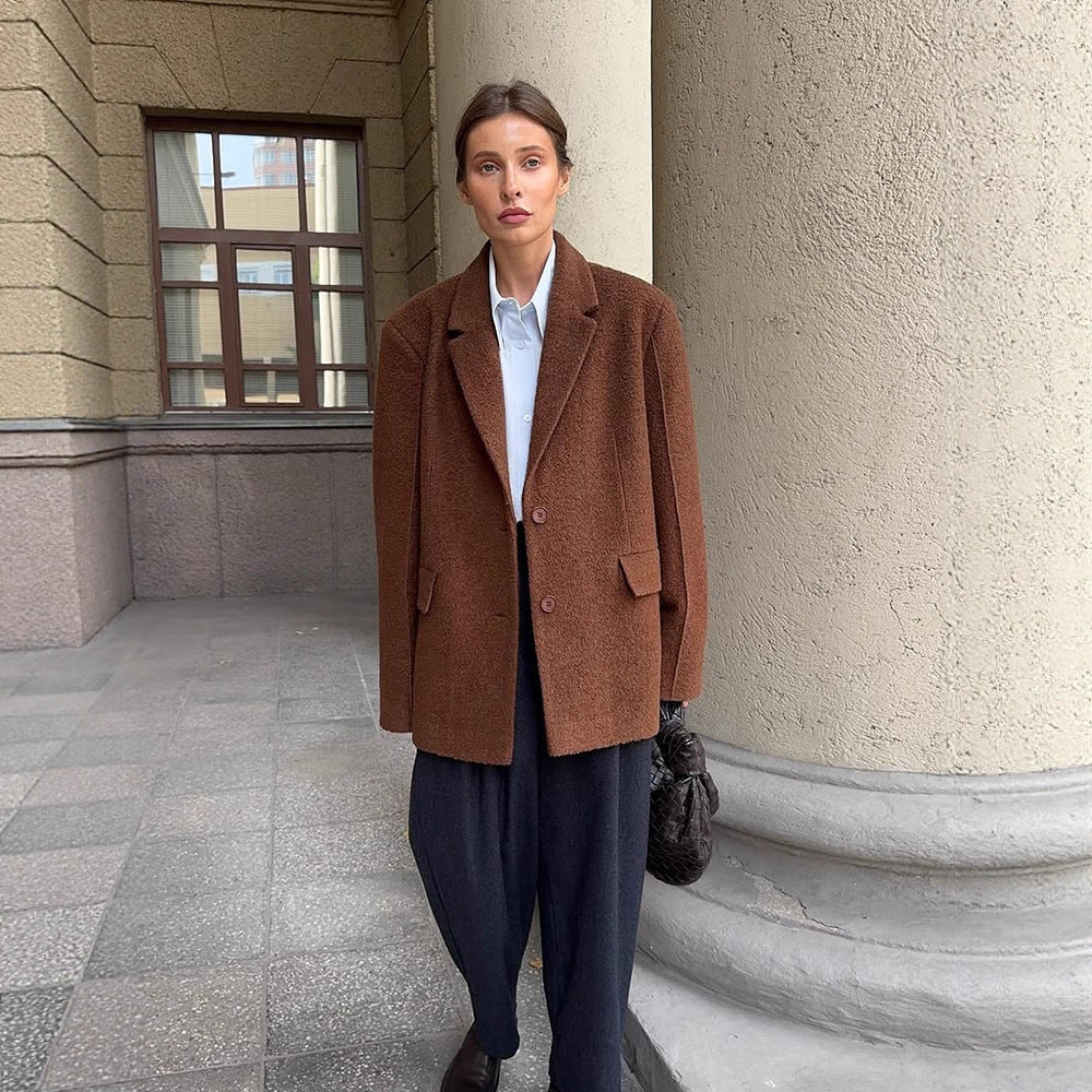 Women Boxy Wool Blend Short Coat with Textured Surface, Notched Collar & Flap Pockets EVA-US