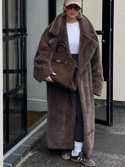 Women Oversize Faux Fur Maxi Coat with Wide Lapels