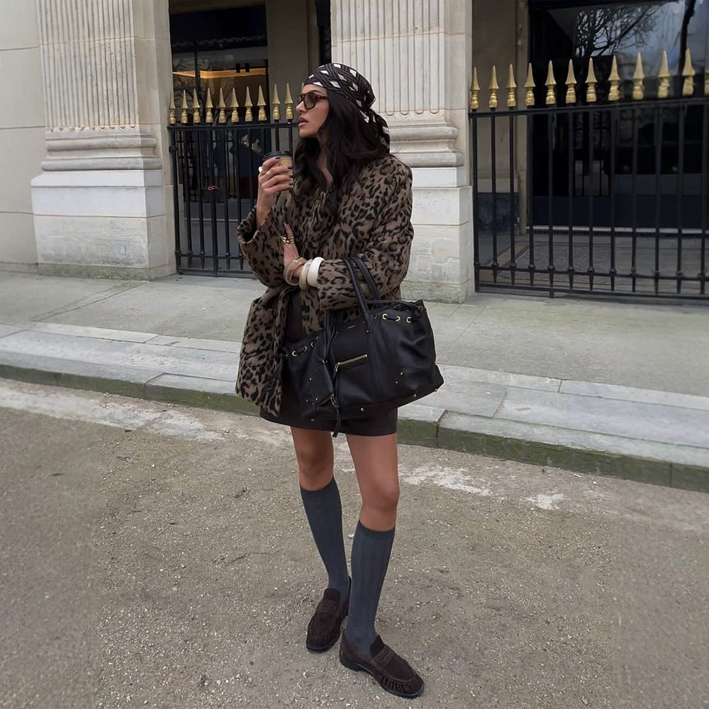 Women's Short Cut Faux Fur Coat with Leopard Print and Boxy Silhouette EVA-US