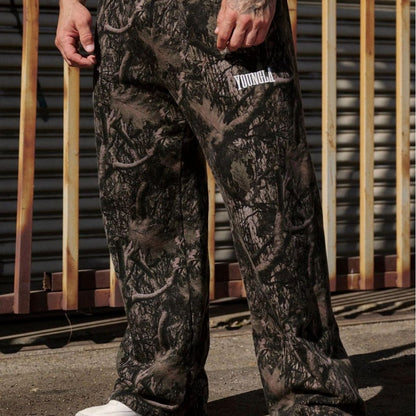 Men's oversized camouflage jogging pants with elastic comfort waistband and thigh logo EVA-US