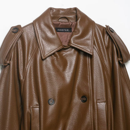 Women's Short Trench Cape made of Faux Leather with Ties and Shoulder Patches EVA-US