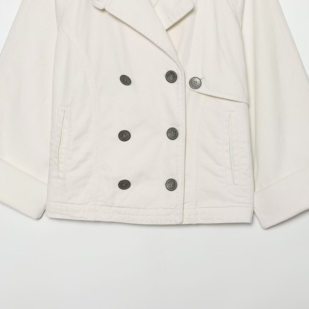 Women's Short Double-Breasted Cape Trench Coat with Dropped Shoulders and Adjustable Sleeve Straps EVA-US