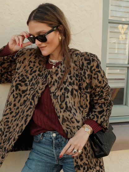 Women's Short Cut Faux Fur Coat with Leopard Print and Boxy Silhouette EVA-US