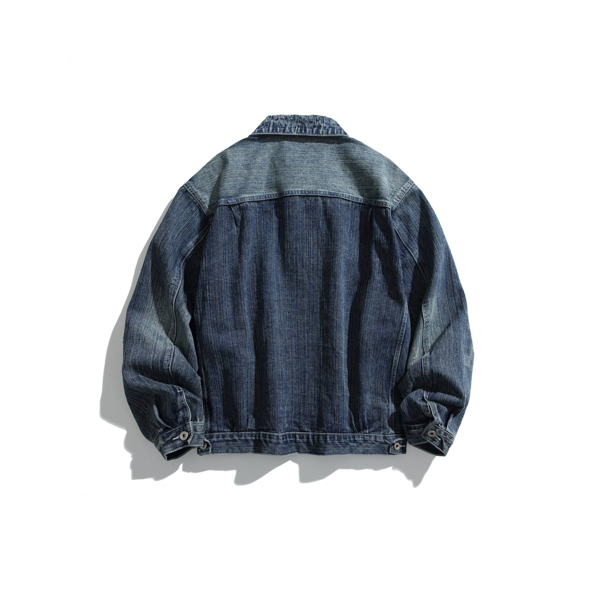 Unisex Oversized Denim Jacket in Vintage Look with Artificial Worn Areas and Chest Pockets EVA-US