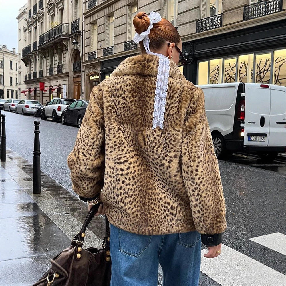Women's Boxy Short Coat made of Faux Fur with Allover Leopard Print and Foldable Shawl Collar EVA-US