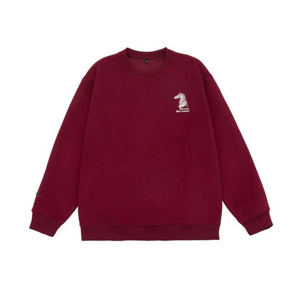 Unisex Oversized Sweatshirt with embroidered chess knight logo and ribbed cuffs EVA-US