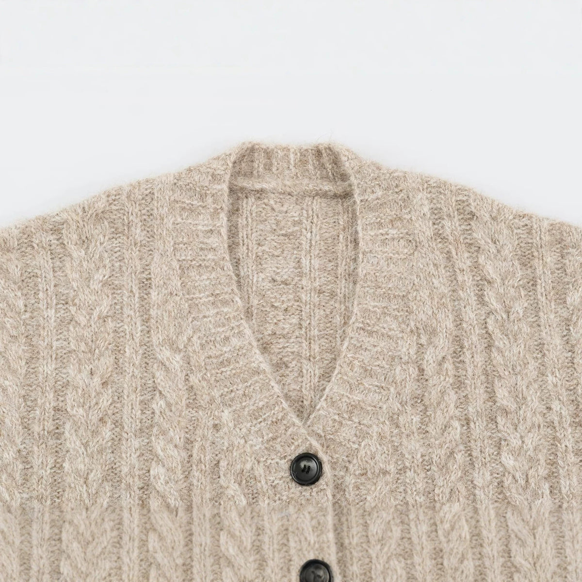 Women Large Knitted Oversize Cardigan with Cable Knit V-Neck and Patch Pockets EVA-US