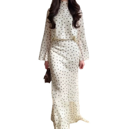 Women's maxi dress with figure-hugging mermaid silhouette and polka dot print EVA-US