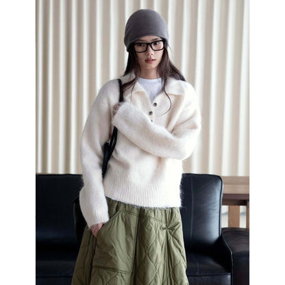 Women's Knitted Ribbed Beanie with Soft Lining and Elastic Band