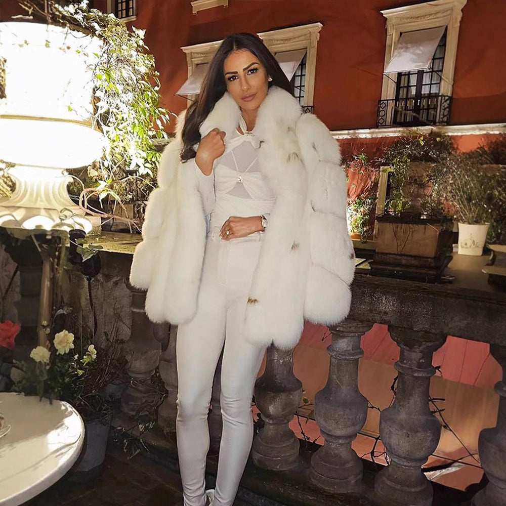 Women Short Cut Faux Fur Coat with Voluminous Teddy Effect EVA-US