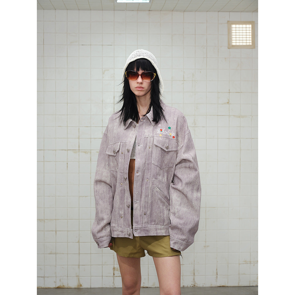 Unisex Boxy Denim Jacket with Acid Wash Effect, Flap Pockets and Floral Chest Embroidery EVA-US