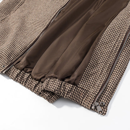 Women's transitional jacket in houndstooth pattern with stand-up collar and elastic hem