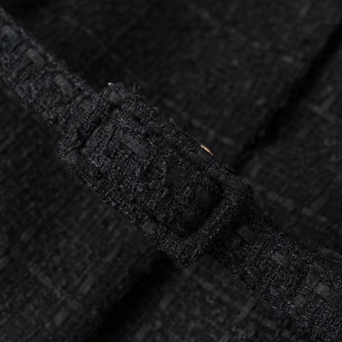 Ladies short jacket made of bouclé tweed with round neck, golden decorative buttons and tie belt EVA-US