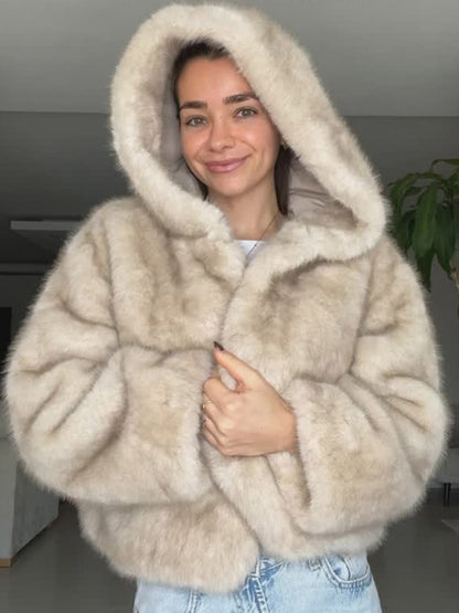 Women's hooded short jacket made of faux fur with boxy silhouette and warm padding EVA-US