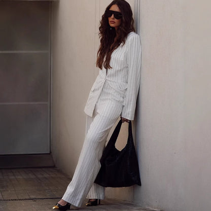 Women Two-Piece Pinstripe Suit Set with Oversized Blazer and Wide Pleated Trousers EVA-US
