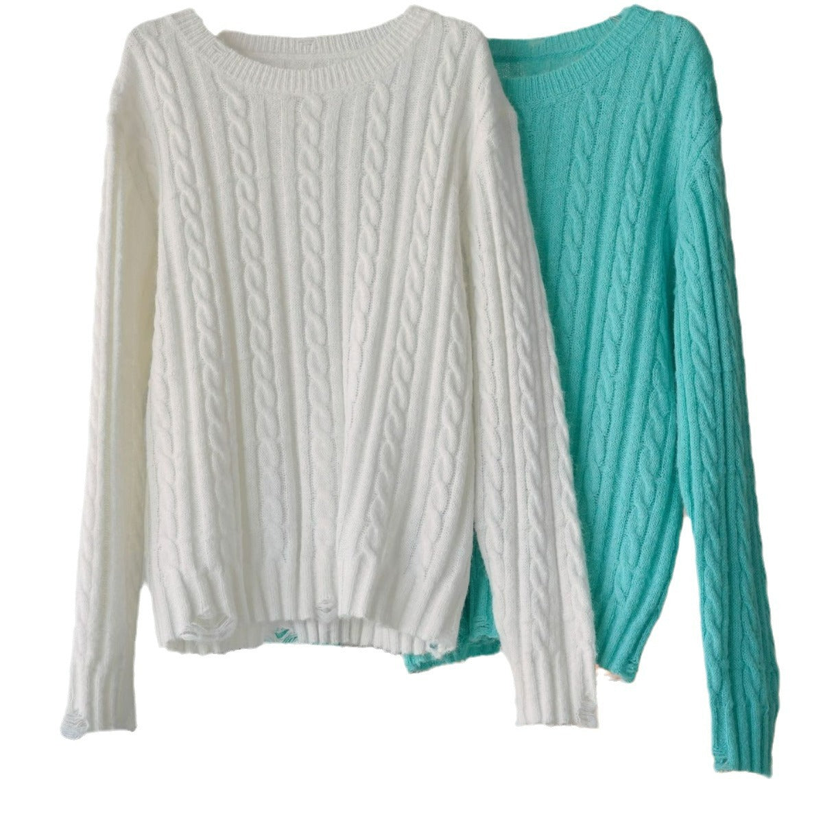 Women's Chunky Knit Oversized Cable Sweater with Round Neck