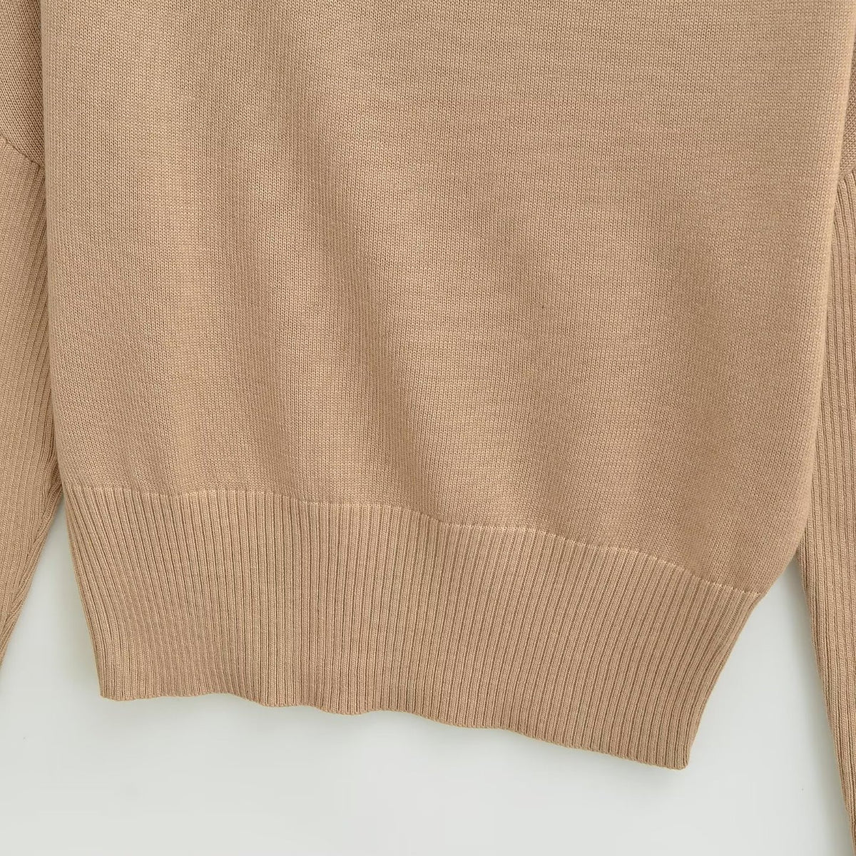 Women's Oversize One-Shoulder Pullover with Batwing Sleeves and Wide Ribbed Cuff EVA-US