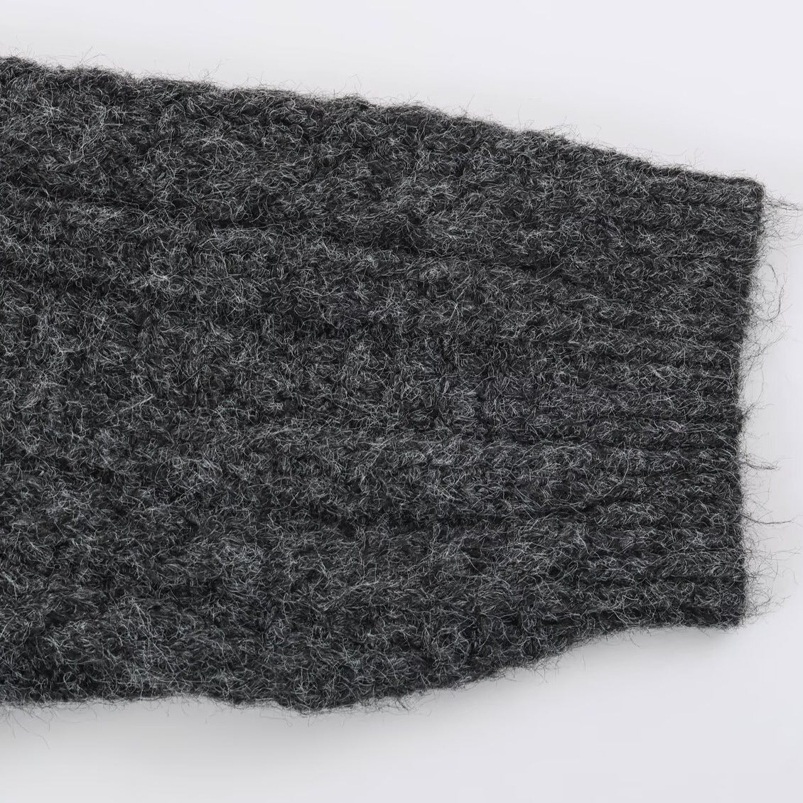 Women's Chunky Knit Oversized Sweater with High Turtleneck and Cable Pattern EVA-US