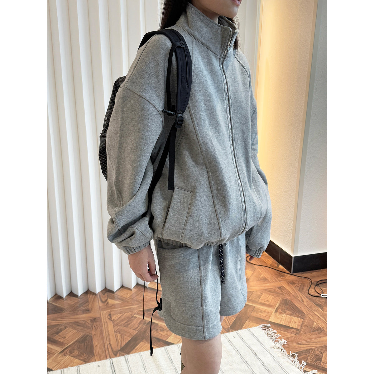 Women's Lounge Set consisting of sweatshirt with stand-up collar and drawstring shorts EVA-US