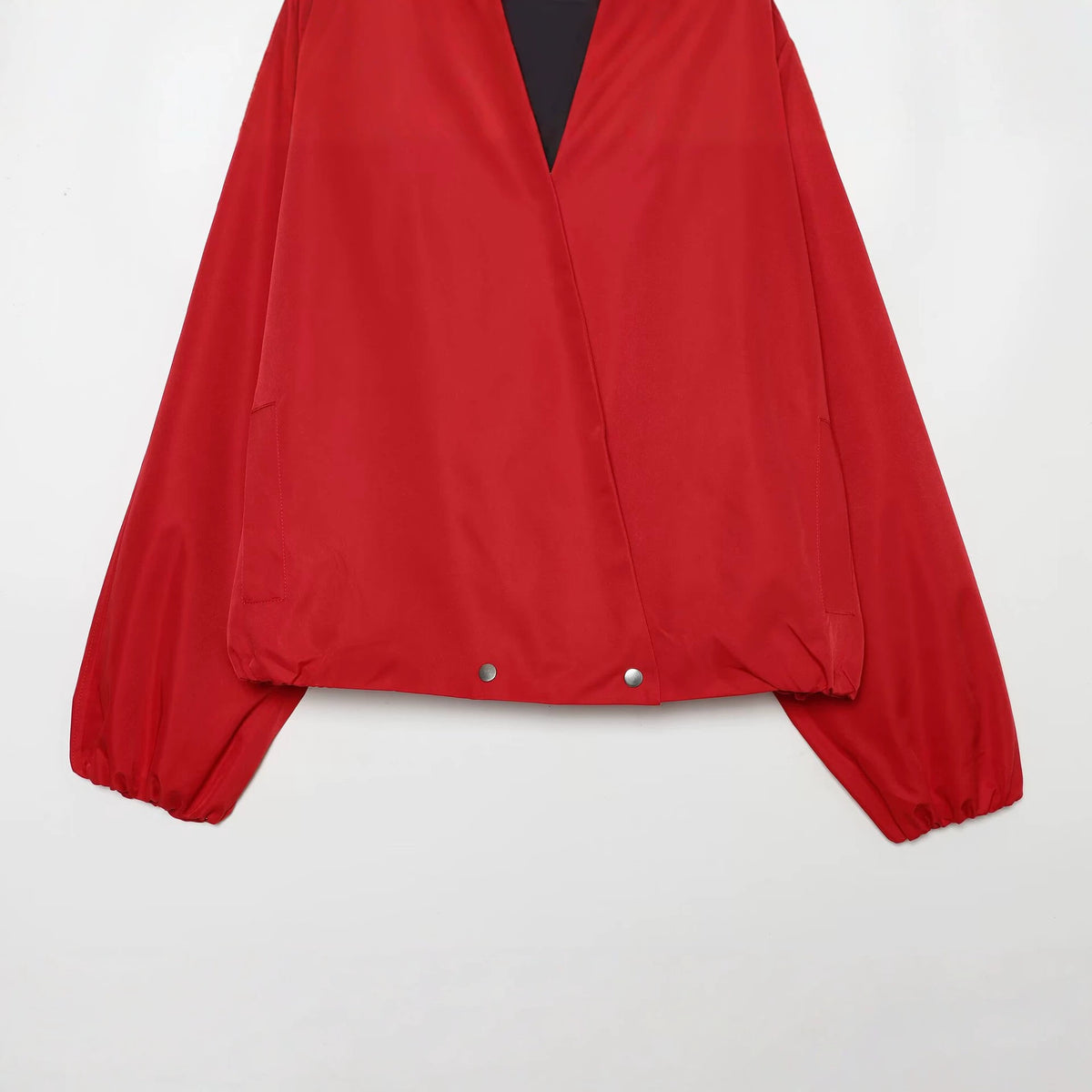 Women's bomber-style short jacket with kimono collar, balloon sleeves, and elastic hem EVA-US