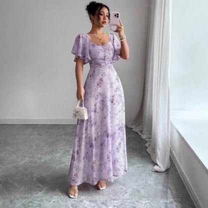 Women's maxi dress with flowing cut and romantic floral pattern