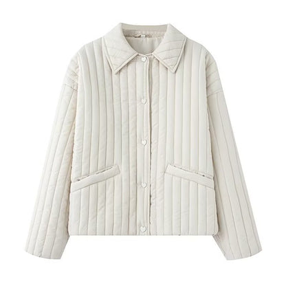 Women's short quilted jacket with vertical quilting, shirt collar and heart button placket EVA-US