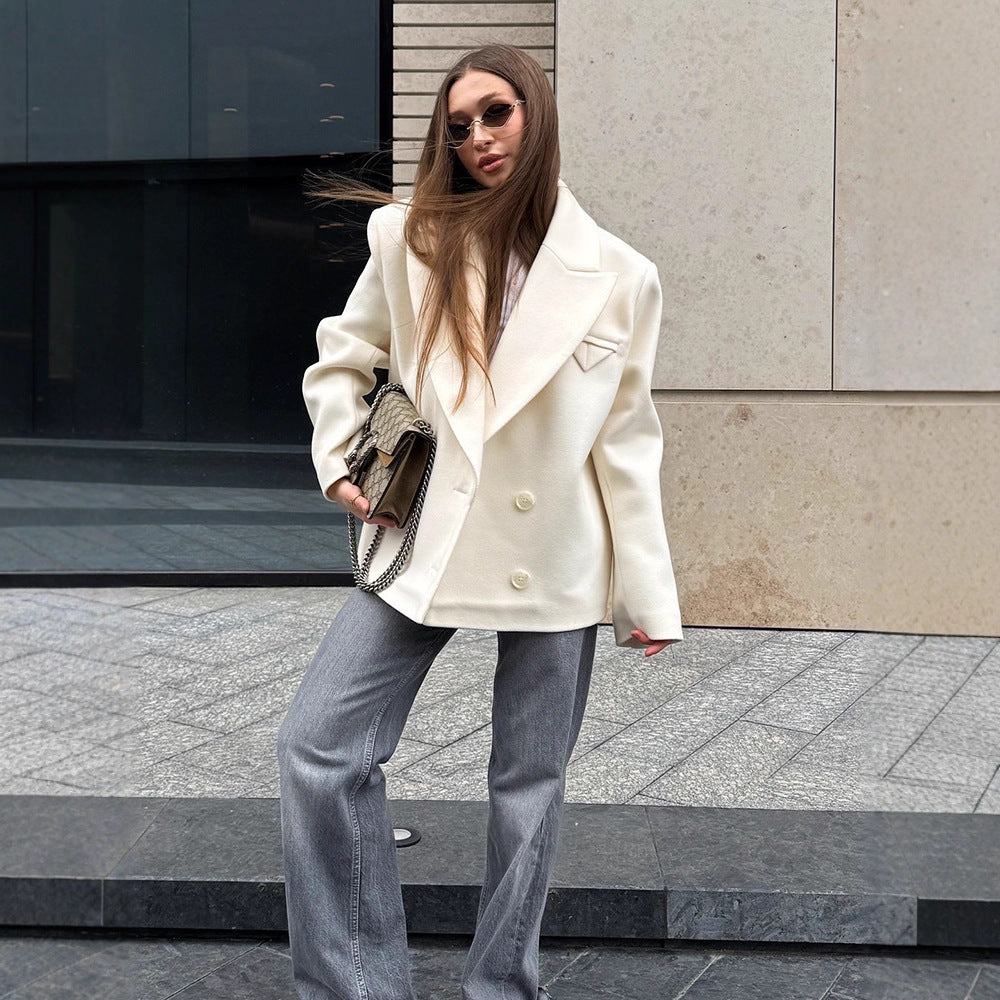 Women's Oversize Double-Breasted Short Blazer in Cocoon Cut made of Wool Mix EVA-US