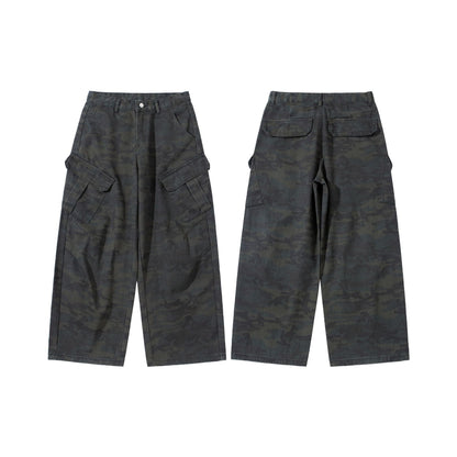 Women High-Cut Cropped Cargo Pants in Utility Style with Large Flap Pockets EVA-US