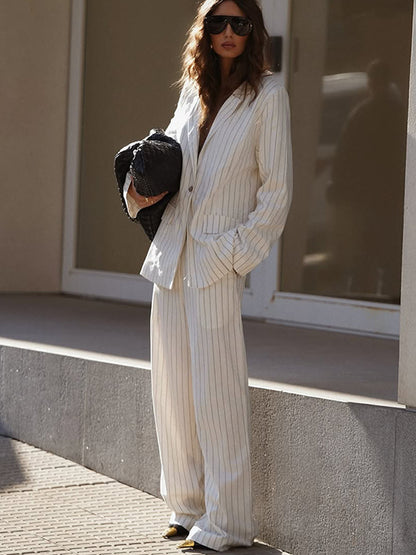 Women Two-Piece Pinstripe Suit Set with Oversized Blazer and Wide Pleated Trousers EVA-US